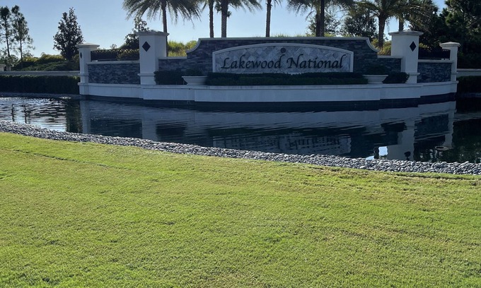Lakewood Ranch Condo | Enjoy a gated golf community with 2 Arnold Palmer designed 18 hole golf courses.