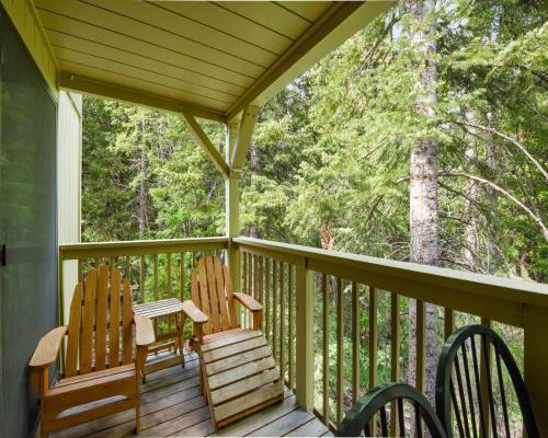 Kings Beach House | Enjoy Forest Views Retreat at Kingswood Village