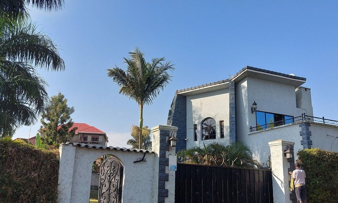 Entebbe Villa | Entebbe Beach front villa