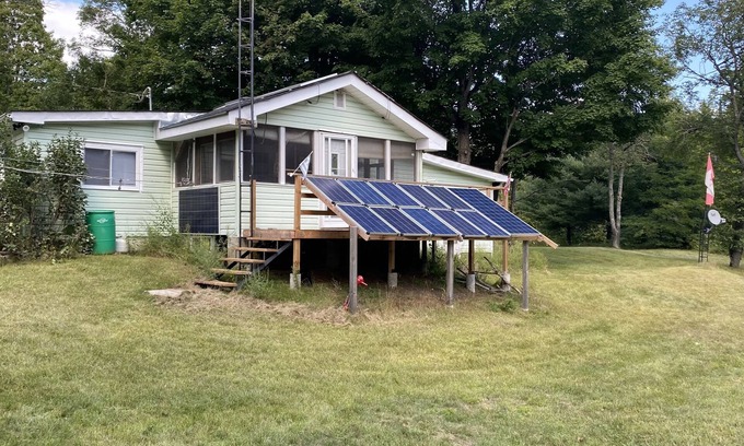 Minden Hills House | Entire cottage Retreat on the Irondale River