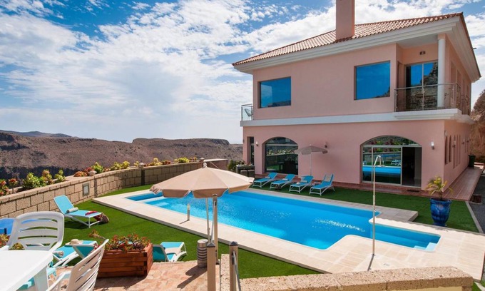 Monte Leon House | 420 m² Apartment ∙ 3 bedrooms ∙ 6 guests