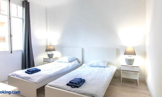 Saint Philippe Apartment | Estienne d'Orves