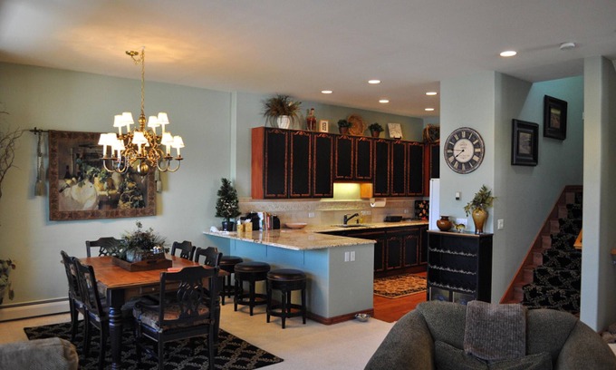 Vail Villa | European Elegance: 3 Bedroom Villa de la Croix at Vail Muni-rev License 3799