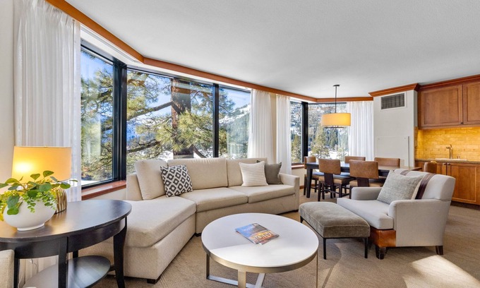 Olympic Valley Resort | Everline ‘Resort Chair’ Corner Suite; Ski In/Out @Palisades
