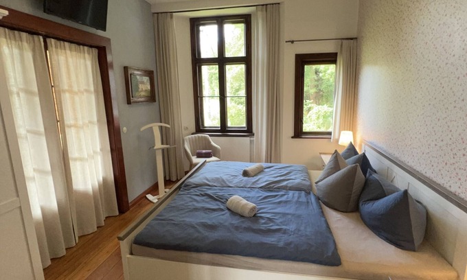 Morgenroethe Apartment | exclusive apartment in a listed building