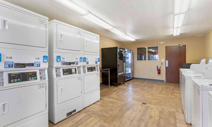 Greenville - Spartanburg Hotel | Extended Stay America Select Suites - Greenville - Airport