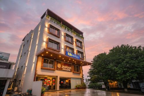 Bhopal Hotel | FabHotel Prime Jashan Paradise