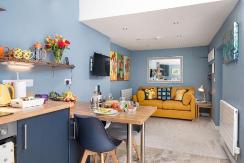Llansteffan Apartment | Fabulous apartment for 2 in Llansteffan