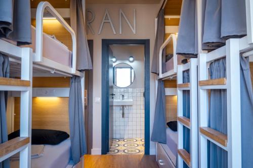 La Salut Hostel | Factory Hostels Barcelona