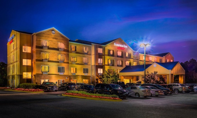 Bermuda Hotel | Fairfield Inn By Marriott Richmond Chester