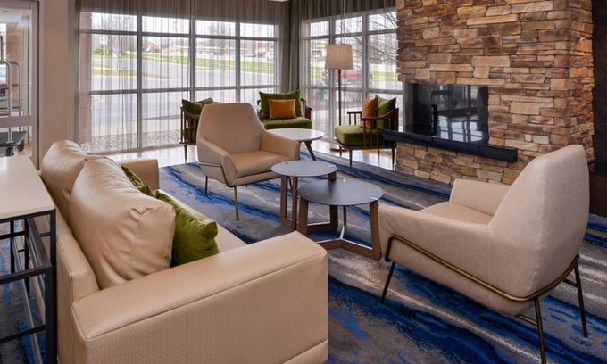 Southwest Area Hotel | Fairfield Inn & Suites by Marriott Cedar Rapids