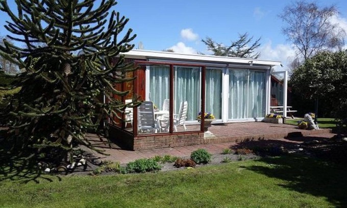 Sint Maartensvlotbrug House | Family bungalow near the beach and sea.