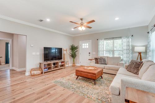 Panama City House | Family-Friendly Panama City Home Less Than 1 Mi to Beach