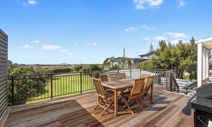 Ruakaka House | Family Tides - Ruakaka Holiday Home