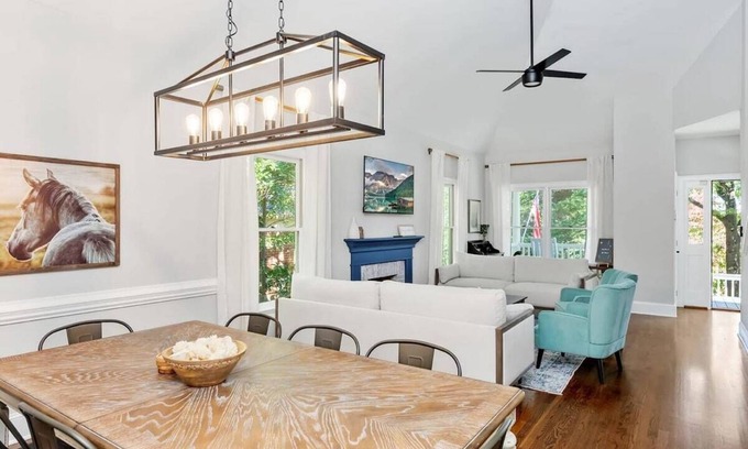 Dilworth House | Fantastic Home * 6 Bedrooms * Awesome Location