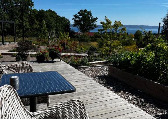 Habo House | Fantastisk Vätterutsikt mellan Habo och Bankeryd.