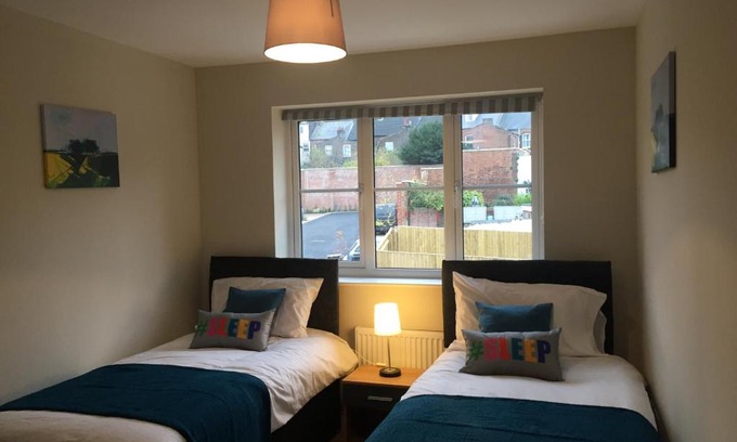 Luton House | Farley Hill House