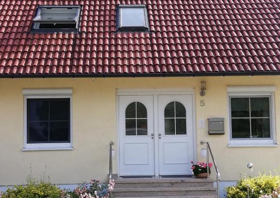 Ueberlingen Apartment | Ferienwohnung am Bodensee mit 3 Schlafzimmer über 2 Etage mit kleine Balkon bis 7 Personen