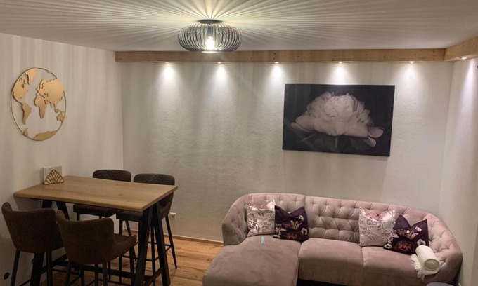 Holzkirchen Apartment | Ferienwohnung Lisl