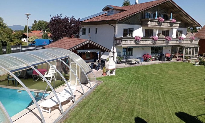 Habischried House | Ferienwohnungen König