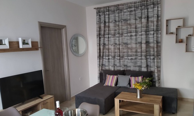 Kardamena Apartment | Fotaki's Home - Comfortable newbuilt 2 Bedroom Home, 20 meters from the sea