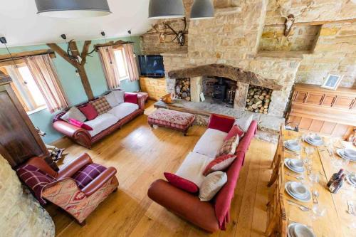 Darton House | Four bed barn conversion Junction 37 38 M1