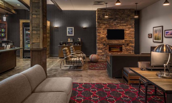 Downtown Juneau Hotel | Four Points by Sheraton Juneau