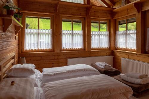 Lackenhof Apartment | Four Seasons Lodge