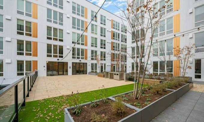 Riverside Apartment | Free Secured Parking! Walk 2 Riverfront & Conv Center + EV Charger