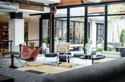 Cambridge Hotel | Freepoint Hotel Cambridge, Tapestry Collection by Hilton