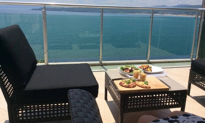 Budjaka Apartment | Frontline, 3 Bed with Sea Views