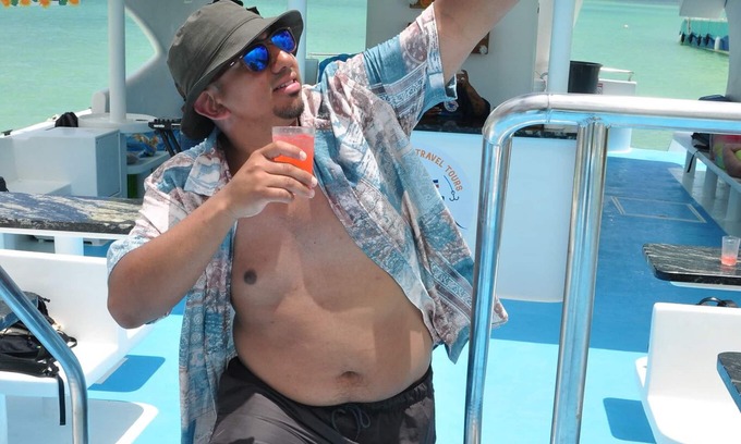Bavaro Boat Rental | 🏝 Full-day Yacht Adventure: Fun Memories, Captain & Crew Included🤩