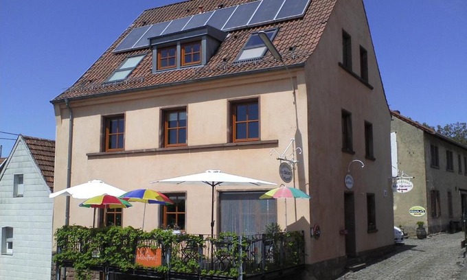 Großbundenbach House | Gästehaus 'Alte Bäckerei' Kaffeehaus