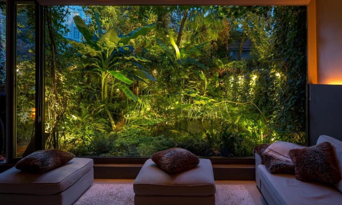 Museum Quarter Hotel | Garden Suite Centre