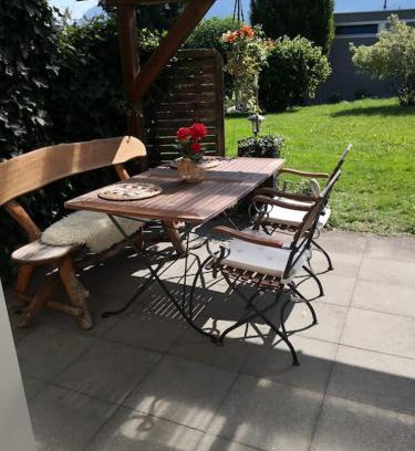 Eschen Apartment | Garten-Wohnung