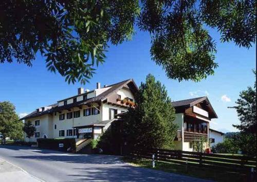 Seehausen am Staffelsee House | Gasthof SONNE