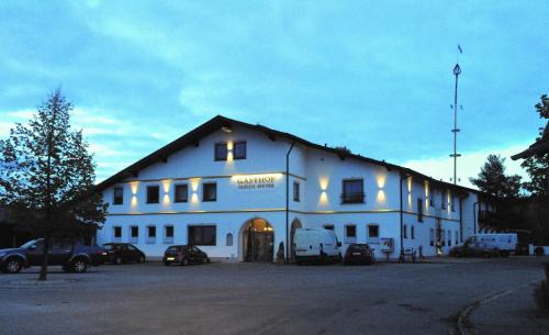 Ergolding House | Gasthof Ulrich Meyer