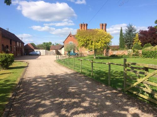 Severn Stoke House | Gilberts End Farm
