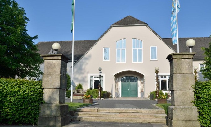 Trostau Hotel | Golfhotel Fahrenbach