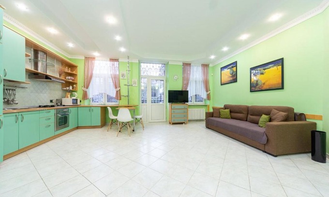 Odessa City Center Apartment | GoodRest on Grecheskaya