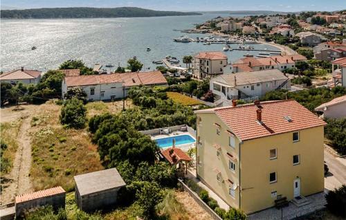 Barbat na Rabu Apartment | Gorgeous Apartment In Rab With Wi-Fi