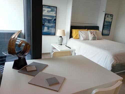 Gibraltar Apartment | Gorgeous Apartment with Balcony at E1