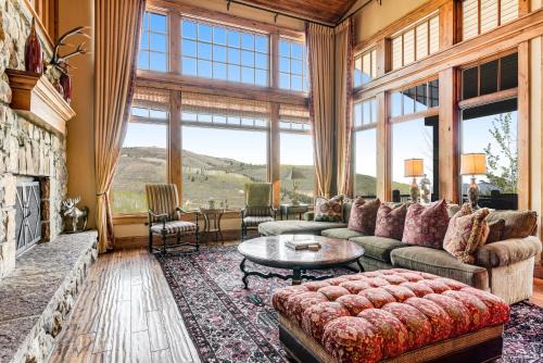Deer Valley House | Gorgeous Deer Valley mountain home minutes from the slopes