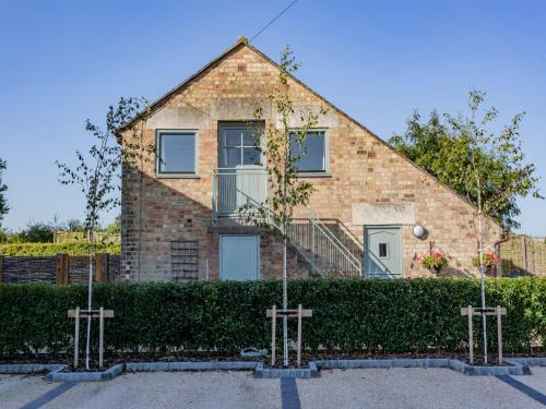 Brimpsfield House | Granary, Cheltenham