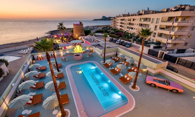 San Antonio Bay Hotel | Grand Paradiso Ibiza - Adults Only