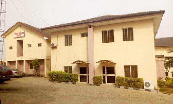Ibadan Cabin | Grand Serene Hotel - Superior