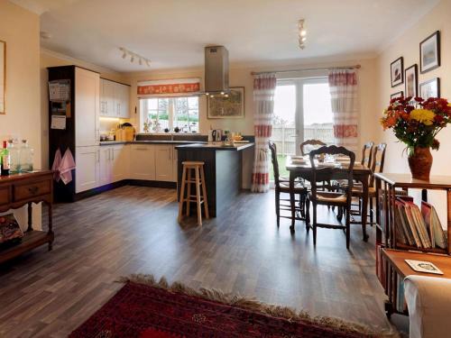 Dornoch House | Grant Crescent