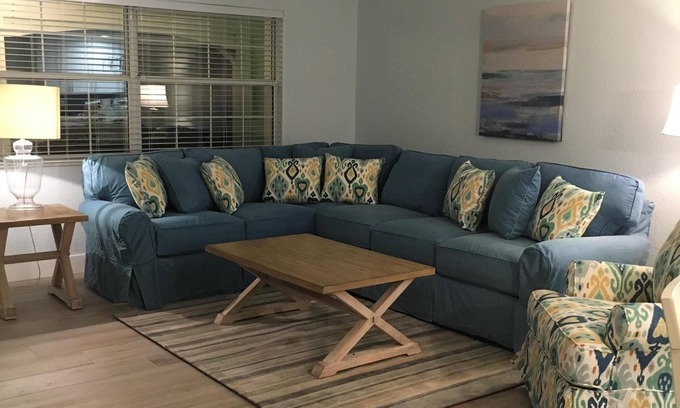 Knollwood Beach House | Great Family Home! Fully remodeled with a pool and close to the beach!