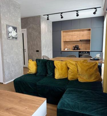 Ternopil Apartment | Green Home