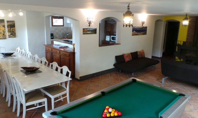 Speloncato Condo | Group offer T3* + 5 rooms-> 15 people/private interior and garden